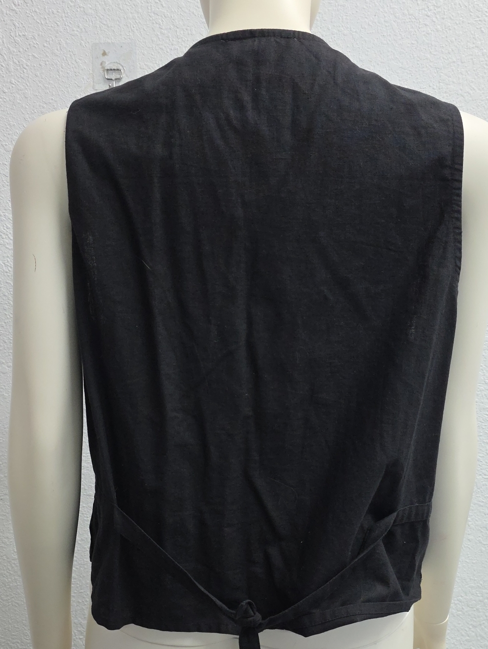 Casual Corner Vintage Halloween Embroidered Vest Size Large Black - Picture 2 of 7